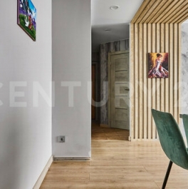 Продажа 3-комн квартиры на вторичном рынке Замшина улица,  д. 19