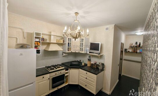 Продажа 2-комн квартиры на вторичном рынке ул Краснопрудная,  д. 1