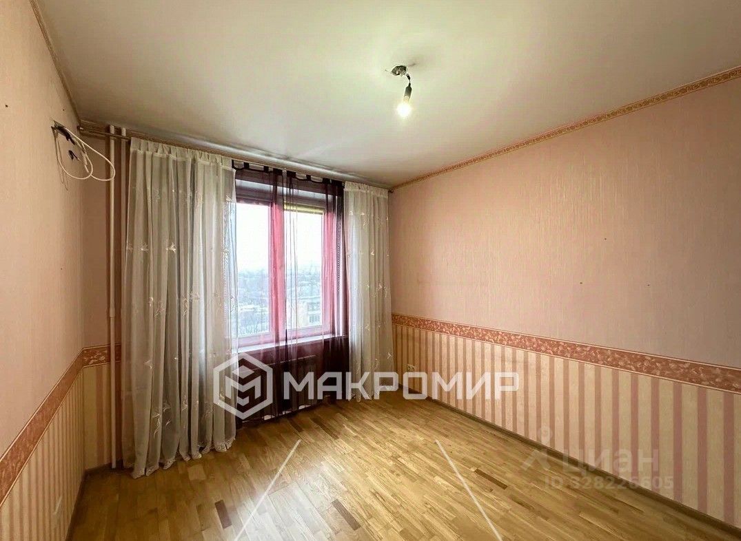 Продажа 2-комн квартиры на вторичном рынке Сходненская улица, 14