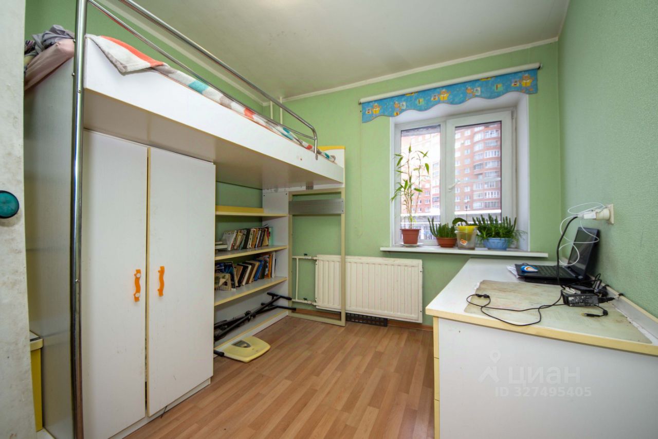 Продажа 3-комн квартиры на вторичном рынке Политехническая улица, 17К1