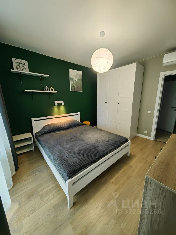 Аренда 1-комн квартиры на вторичном рынке улица Саларьевская, 10к1