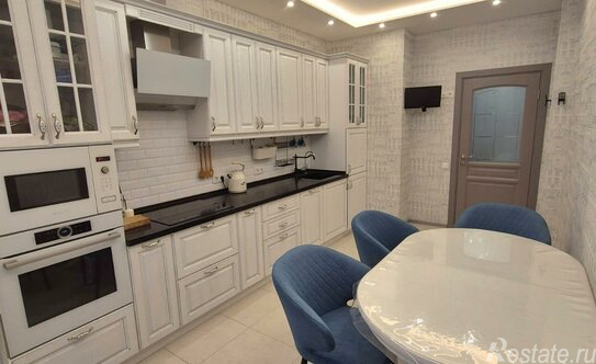 Продажа 3-комн квартиры на вторичном рынке Богатырский пр-кт,  д. 49,  к. 1