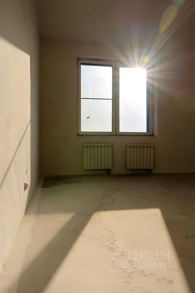 Продажа 4-комн квартиры на вторичном рынке Береговой проезд, 1Б