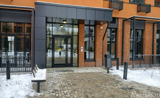 Продажа 2-комн квартиры на вторичном рынке Гостилицы, Школьная улица,  д. 6