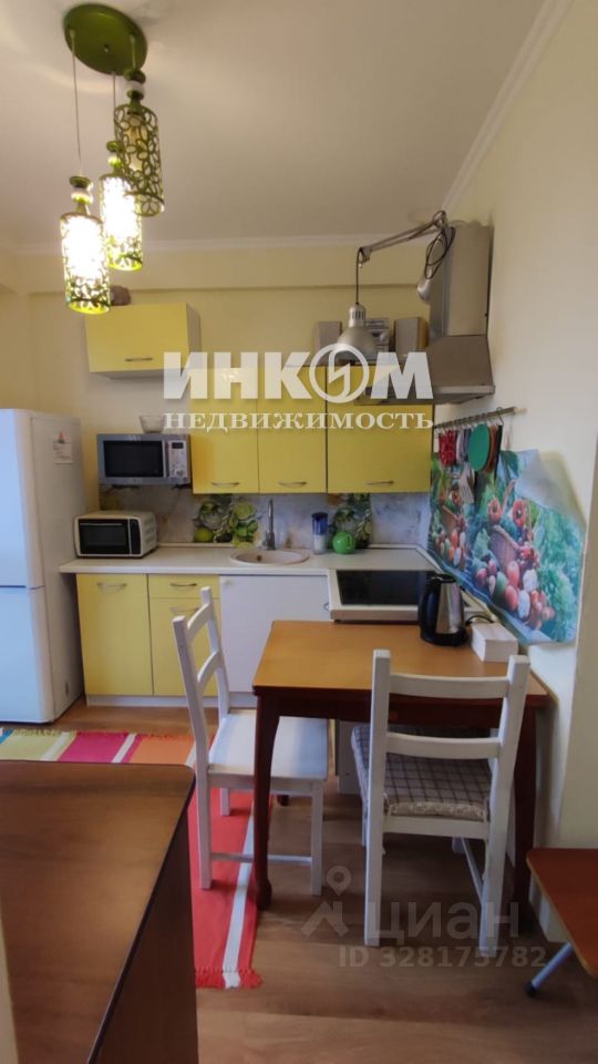 Продажа 1-комн квартиры на вторичном рынке д. Щемилово, улица Орлова, 26