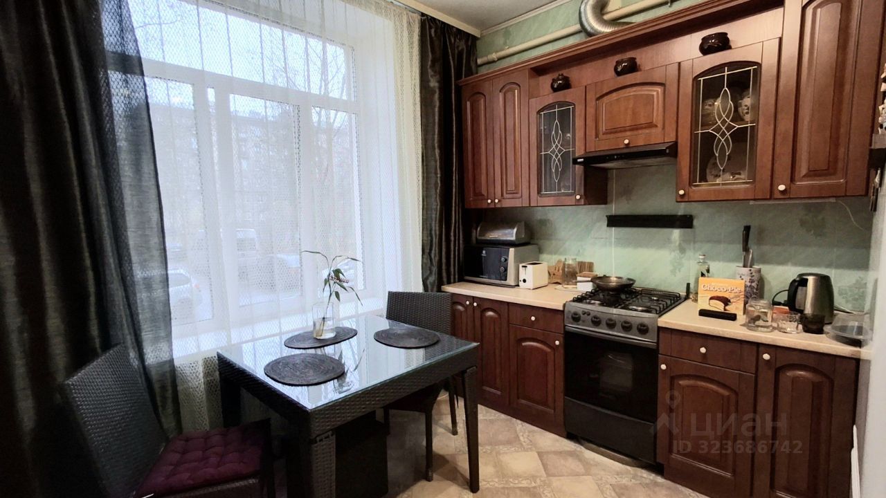 Продажа 2-комн квартиры на вторичном рынке улица Решетникова, 9