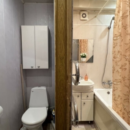 Продажа 2-комн квартиры на вторичном рынке Варшавская ул,  д. 77