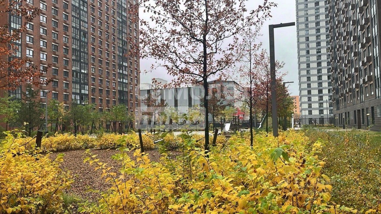 Продажа 1-комн квартиры на вторичном рынке улица Михайлова, 30Ак1