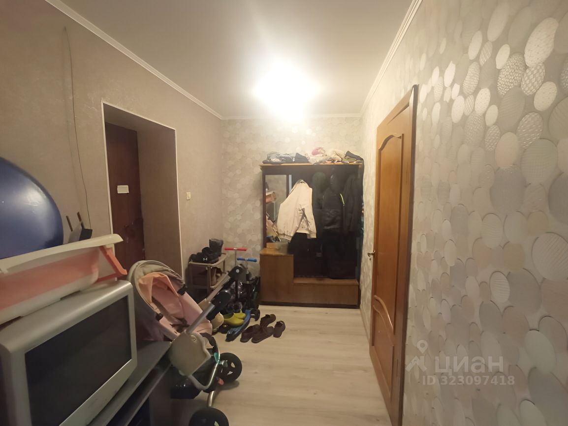 Продажа 3-комн квартиры на вторичном рынке улица Руставели, 37