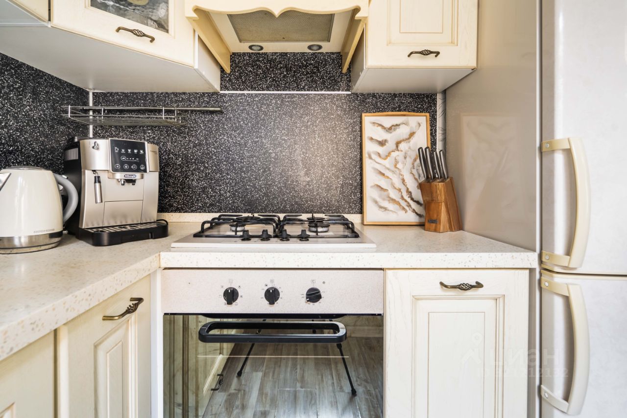 Продажа 1-комн квартиры на вторичном рынке 4-я Советская улица, 3а