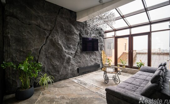 Продажа 6-комн квартиры на вторичном рынке улица Чайковского,  д. 61