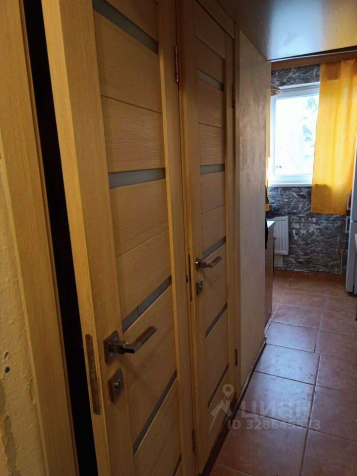 Продажа 2-комн квартиры на вторичном рынке проспект Просвещения, 20/25