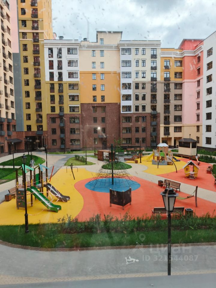 Продажа 1-комн квартиры на вторичном рынке пос. Развилка, проезд Римский, 15