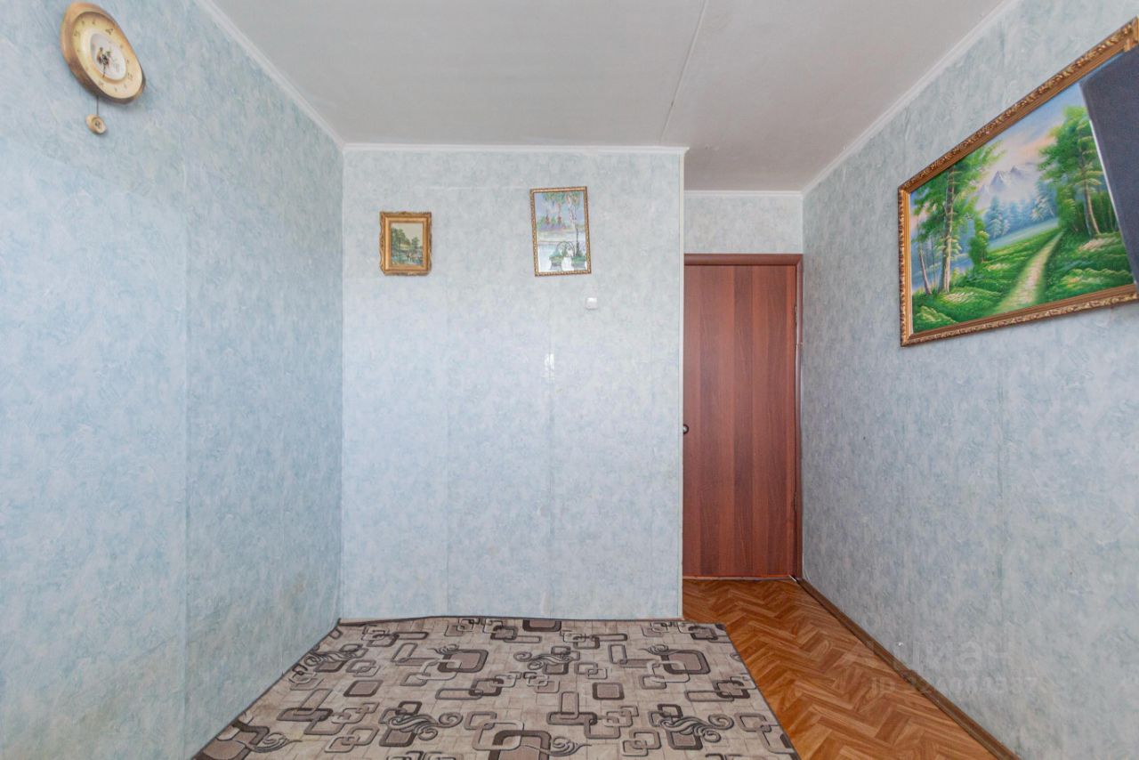 Продажа 2-комн квартиры на вторичном рынке улица Сталеваров, 12К2