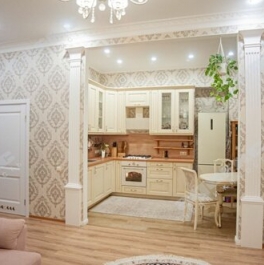 Продажа 3-комн квартиры на вторичном рынке Зверинская улица,  д. 42