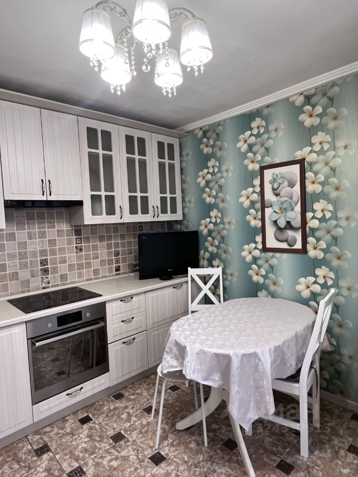 Аренда 2-комн квартиры на вторичном рынке Краснодонская улица, 53