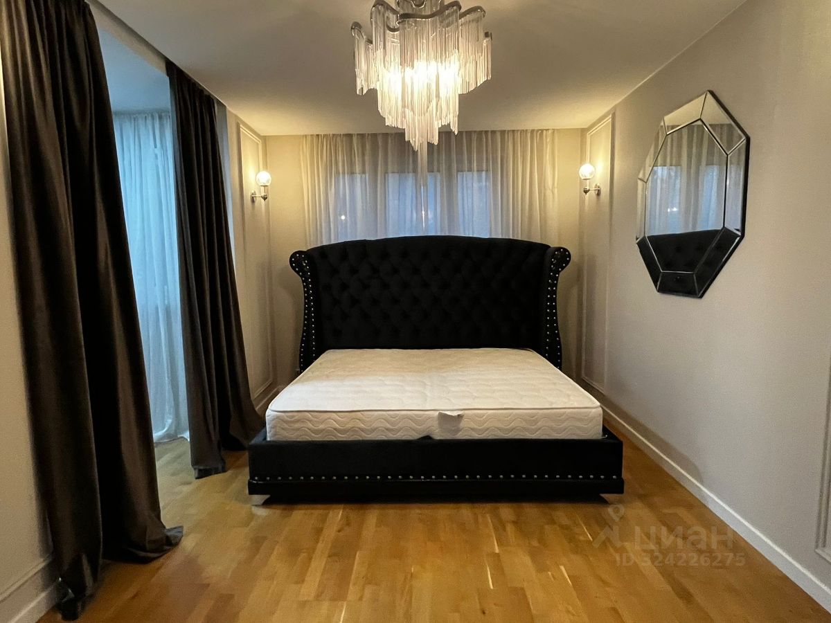 Продажа 2-комн квартиры на вторичном рынке д. Глухово, улица Рублевское Предместье, 30