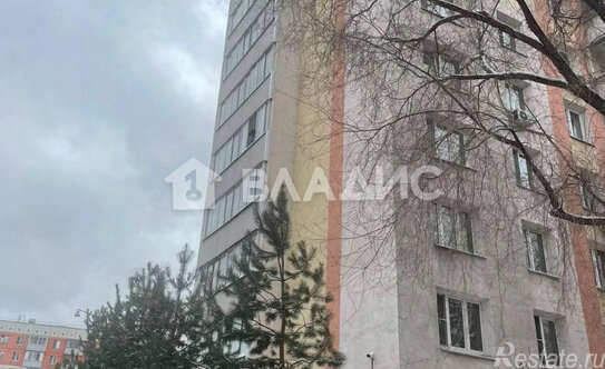 Продажа 1-комн квартиры на вторичном рынке улица Мельникова,  д. 27