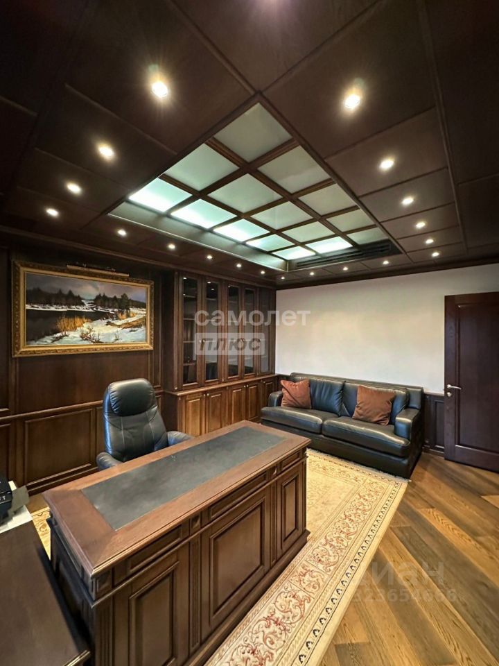 Продажа 6-комн квартиры на вторичном рынке Янтарный проезд, 9