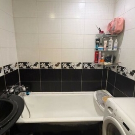 Продажа 2-комн квартиры на вторичном рынке Волхов, ул Володарского,  д. 3