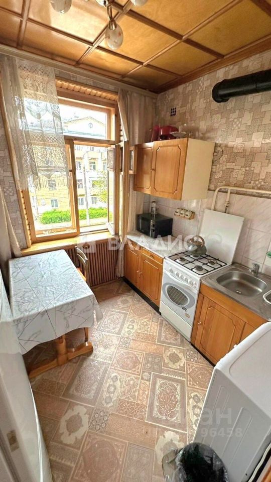Продажа 3-комн квартиры на вторичном рынке Электросталь, улица Николаева, 30