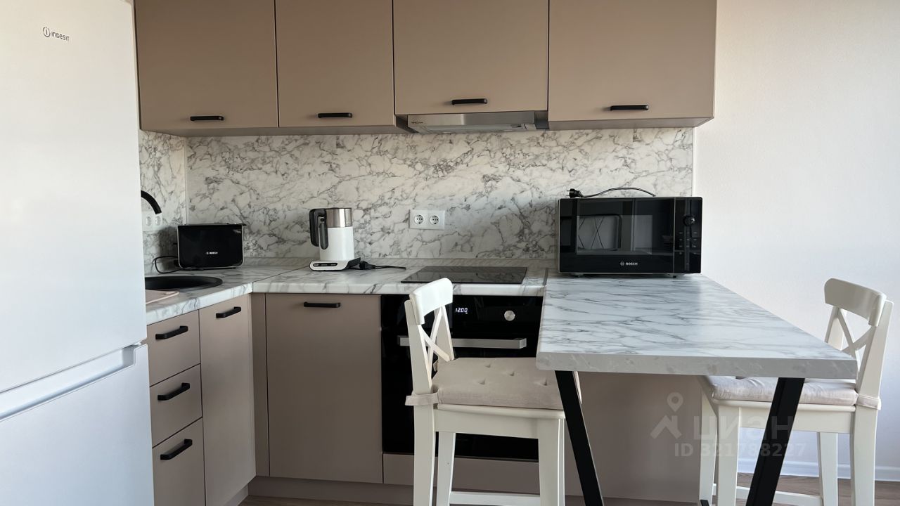 Аренда 1-комн квартиры на вторичном рынке Базовская улица, 15Бк2