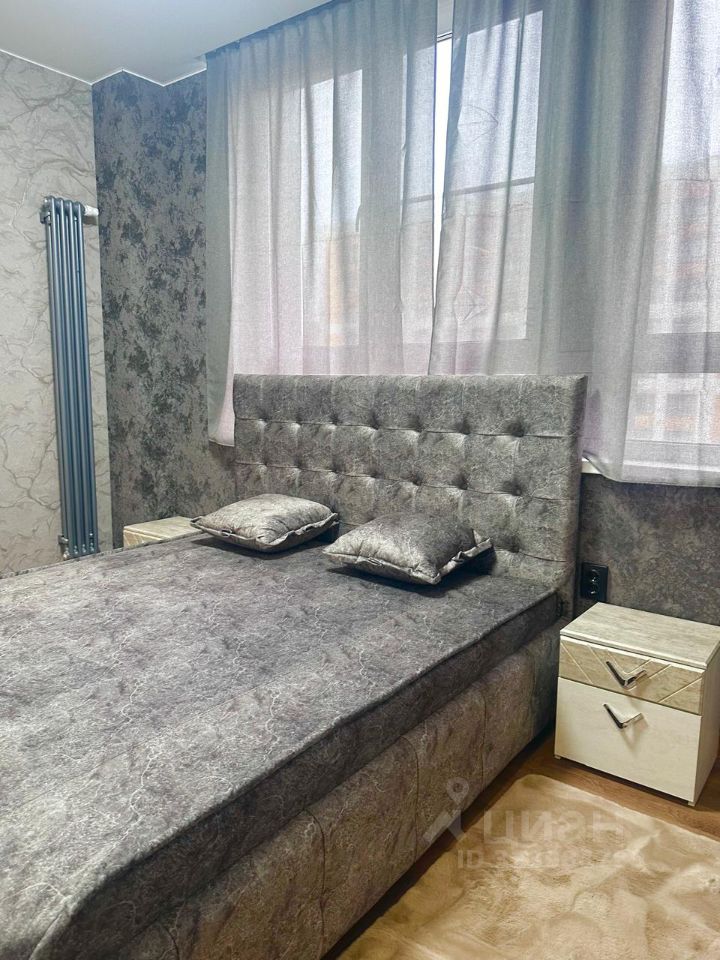 Аренда 1-комн квартиры на вторичном рынке Новоивановское пгт, бульвар Эйнштейна, 2