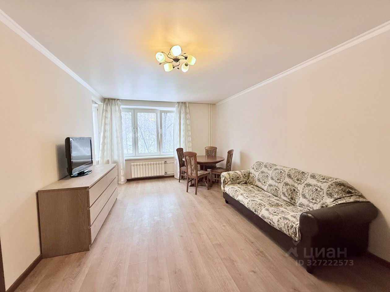 Продажа 3-комн квартиры на вторичном рынке проезд Якушкина, 6Б
