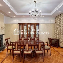 Продажа 4-комн квартиры на вторичном рынке Рублевское ш,  д. 11,  к. 2