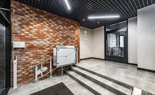 Продажа 1-комн квартиры на вторичном рынке Манчестерская улица,  д. 3