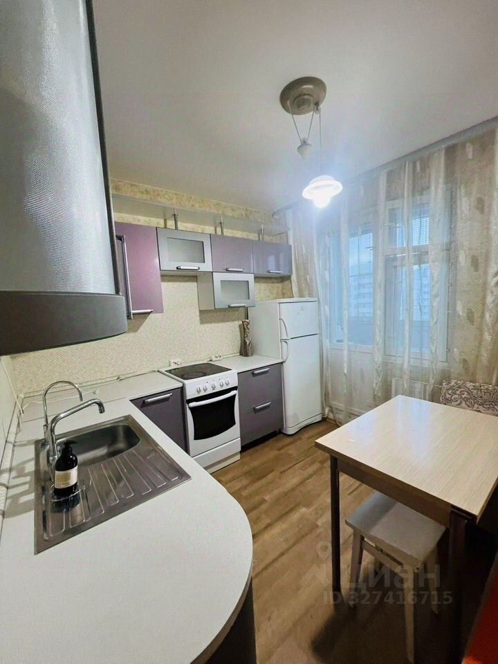 Продажа 1-комн квартиры на вторичном рынке улица Бадаева, 8к1