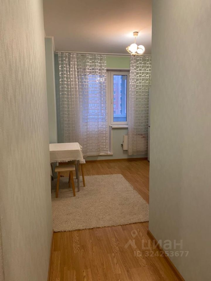 Аренда 1-комн квартиры на вторичном рынке Нахабино пгт, улица Красноармейская, 64