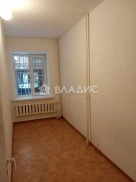 Продажа 2-комн квартиры на вторичном рынке ул. Дегтярная,  д. 31