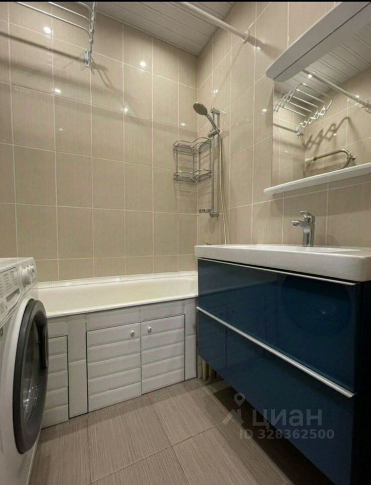 Продажа 1-комн квартиры на вторичном рынке улица Адмирала Черокова, 18к1