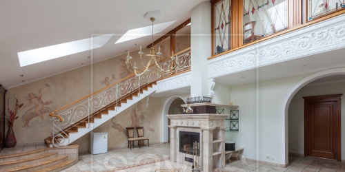 5-комн квартира Сеченовский пер., 9