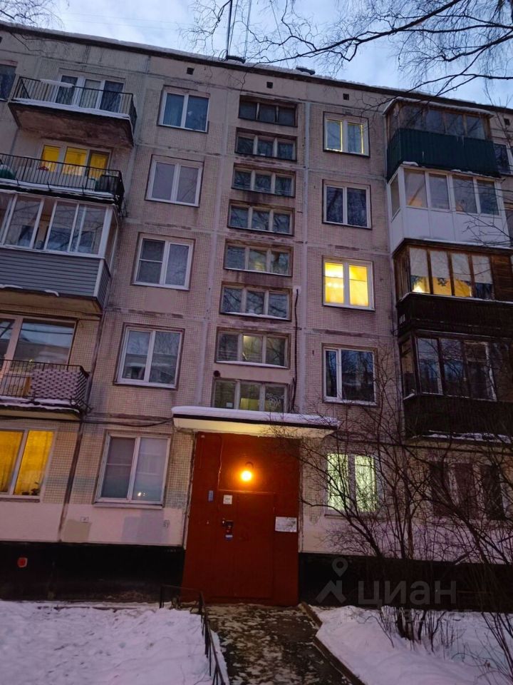 Продажа 3-комн квартиры на вторичном рынке улица Вавиловых, 11К4