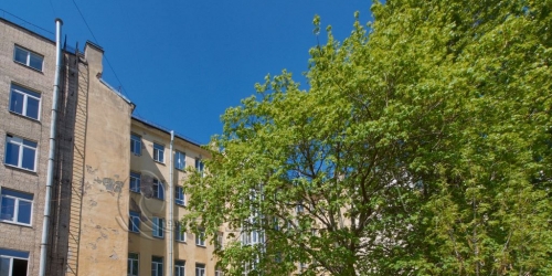 4-комн квартира Нарвский,  д. 16