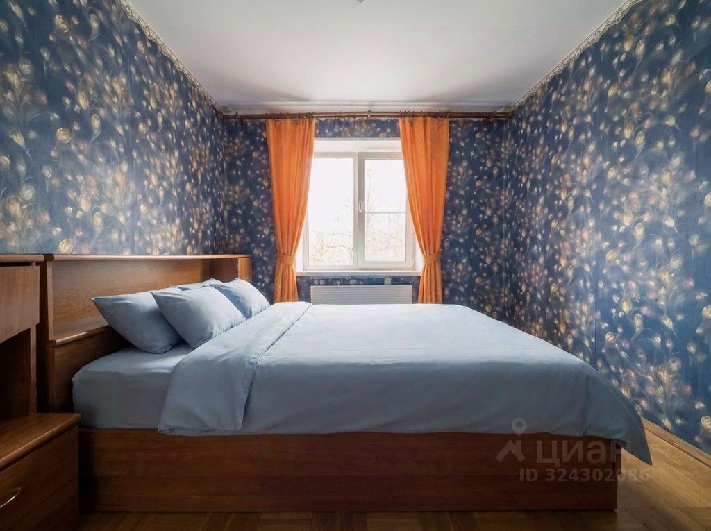 Продажа 2-комн квартиры на вторичном рынке Рощино пгт, улица Социалистическая, 88