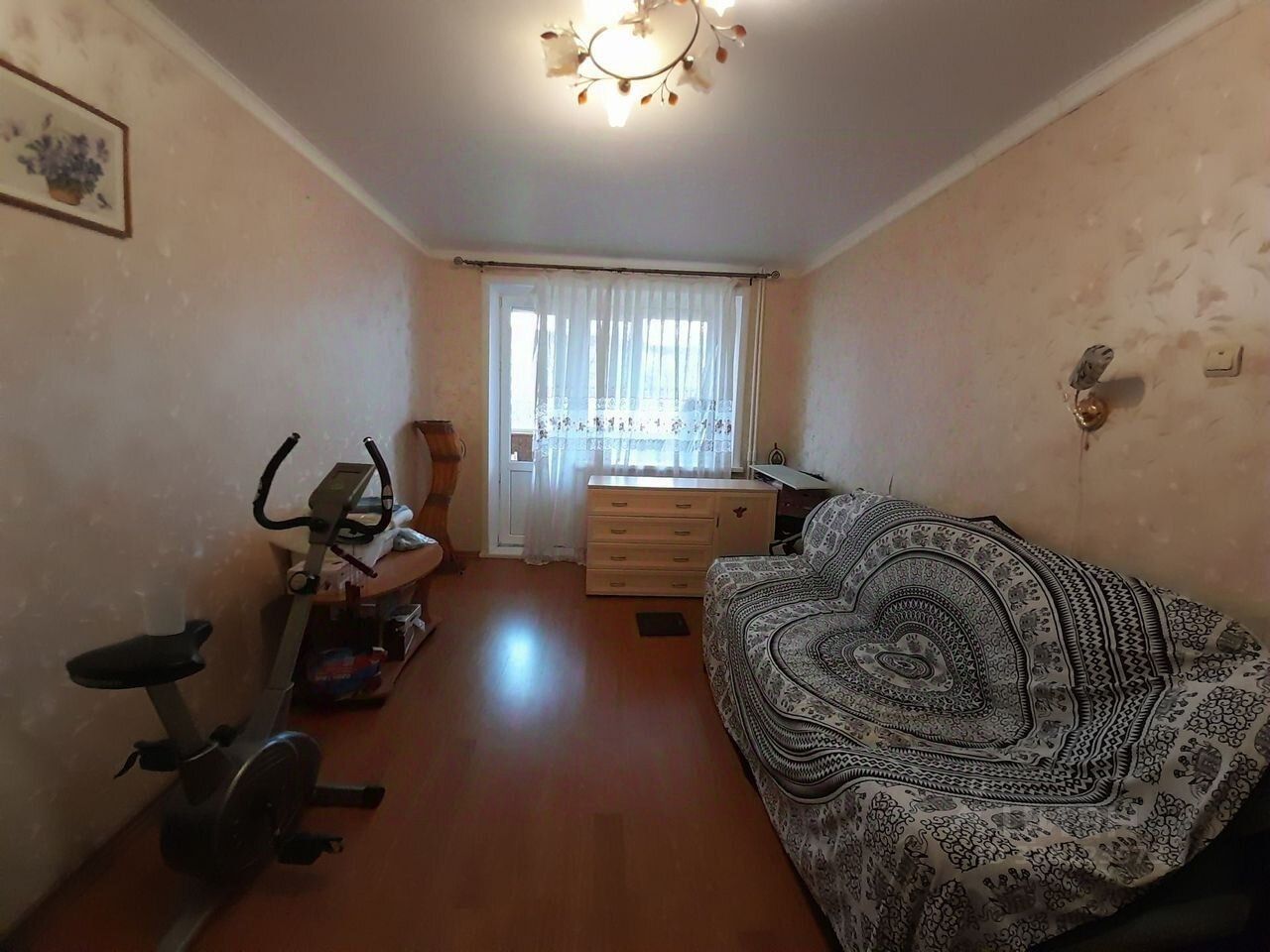 Продажа 2-комн квартиры на вторичном рынке Кингисепп, улица Химиков, 9А