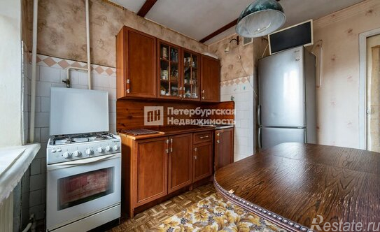 Продажа 2-комн квартиры на вторичном рынке Беринга ул,  д. 34