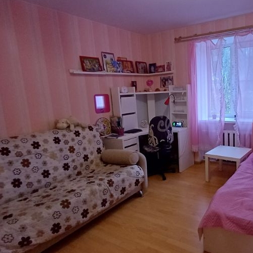 3-комн квартира пос. Ильичево, улица Парковая, 8