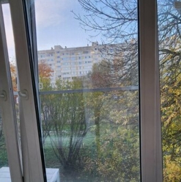 Продажа 2-комн квартиры на вторичном рынке Коммунар г, Гатчинская ул,  д. 8