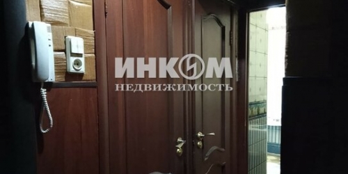 2-комн квартира улица Чистова,  д. 4