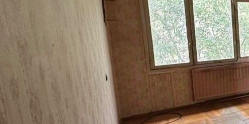 3-комн квартира улица Лени Голикова, 72