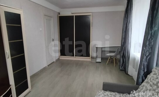 Продажа 1-комн квартиры на вторичном рынке Ремесленная улица,  д. 17 литА