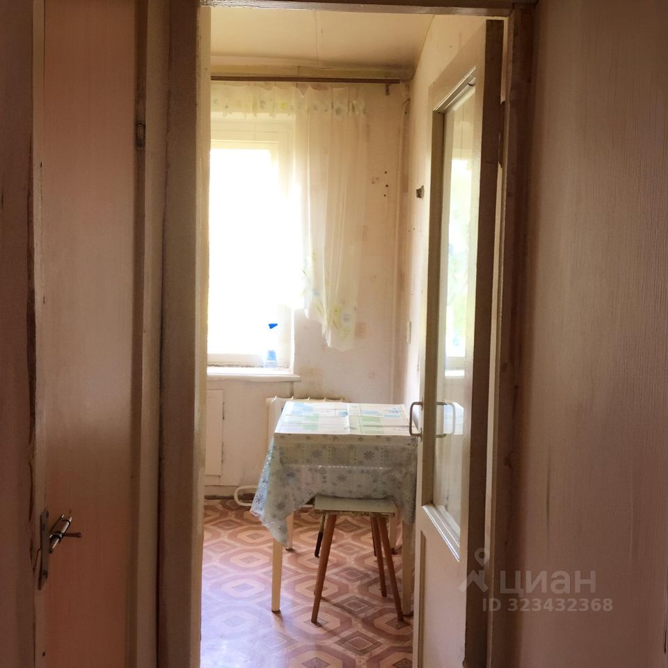 Продажа 1-комн квартиры на вторичном рынке Волоколамск, Рижское шоссе, 17