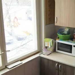 Продажа 3-комн квартиры на вторичном рынке ул Пришвина,  д. 21