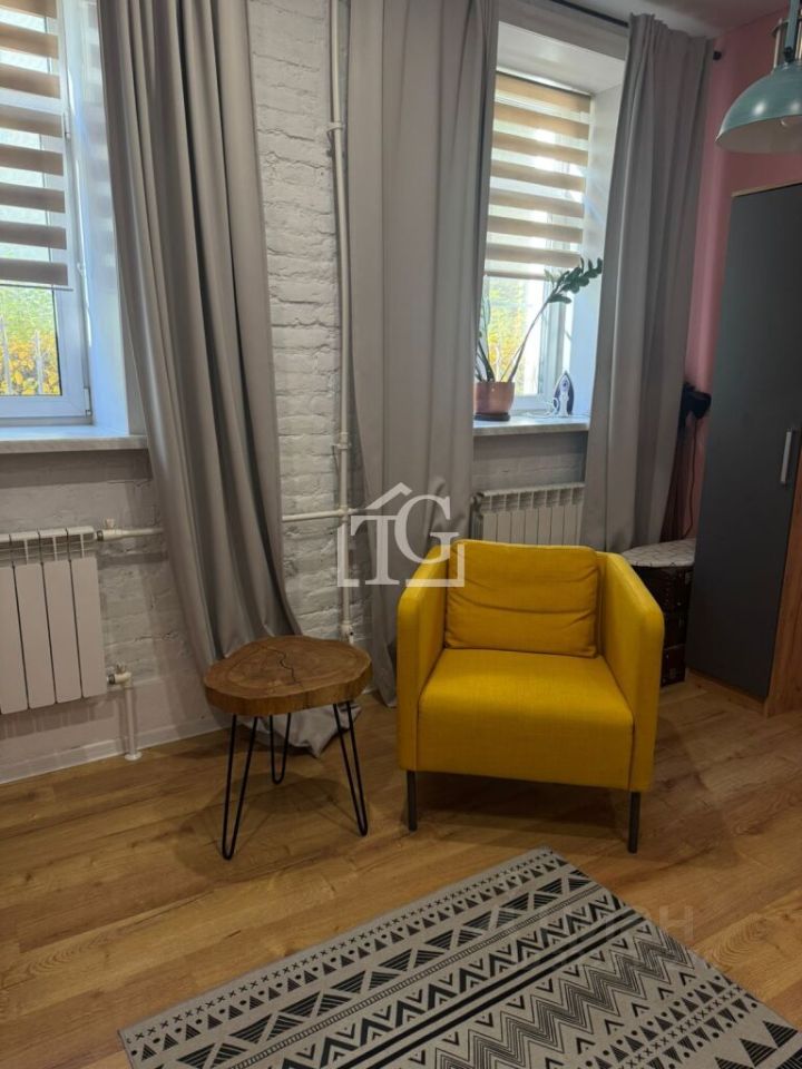 Аренда 2-комн квартиры на вторичном рынке набережная Реки Фонтанки, 75