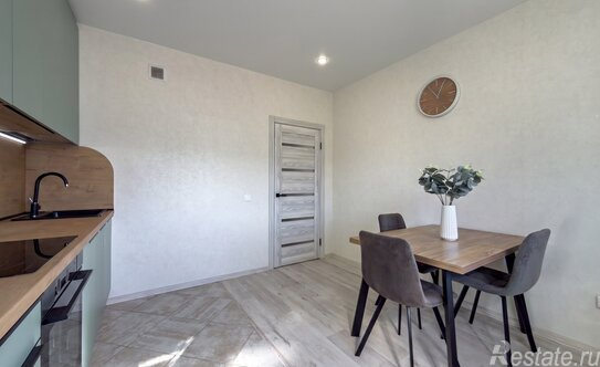 Продажа 1-комн квартиры на вторичном рынке Ветеранов пр-кт,  д. 133,  к. 2