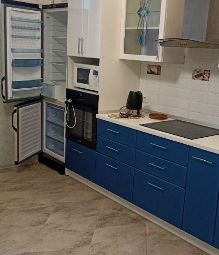 2-комн квартира проспект Героев, 18